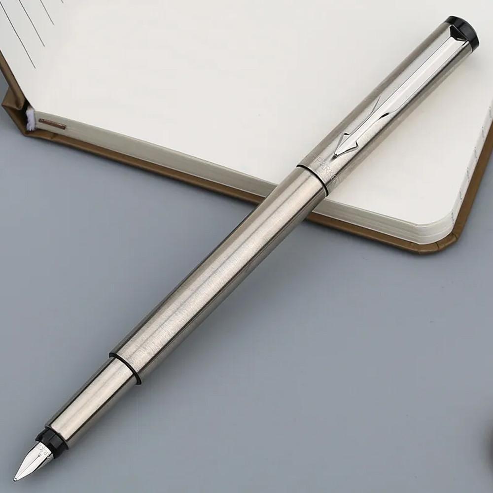 Арт 05011 Ручка перьевая Parker VECTOR Stainless Steel FP F с логотипом Арт 05011 Ручка перьевая Parker VECTOR Stainless Steel FP F с логотипом Фото 3